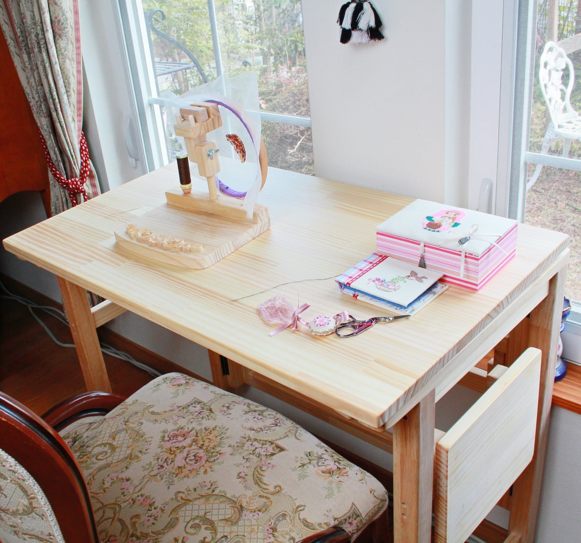 【戸塚刺繍】折り畳みサイドテーブル セール アウトレットハンドメイド・手芸 - 【戸塚刺繍】折り畳みサイド