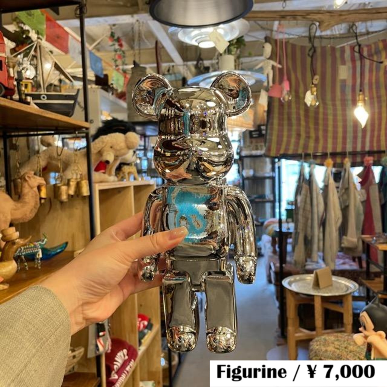 metalic silver bear / 置物　くま　シルバー　ベアー　動物　近未来　オブジェ　モダン　スタイリッシュ　プレゼント　ギフト　インテリア