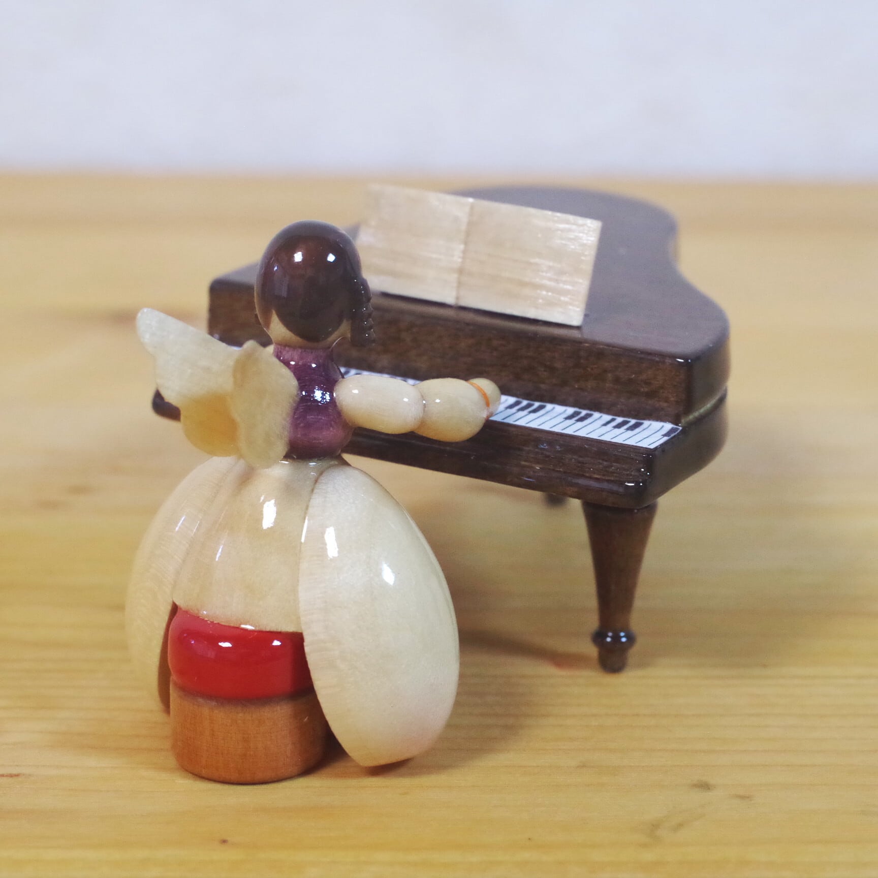カーマー ピアノと天使 | 木のおもちゃ専門店 おもちゃ箱 イカロス