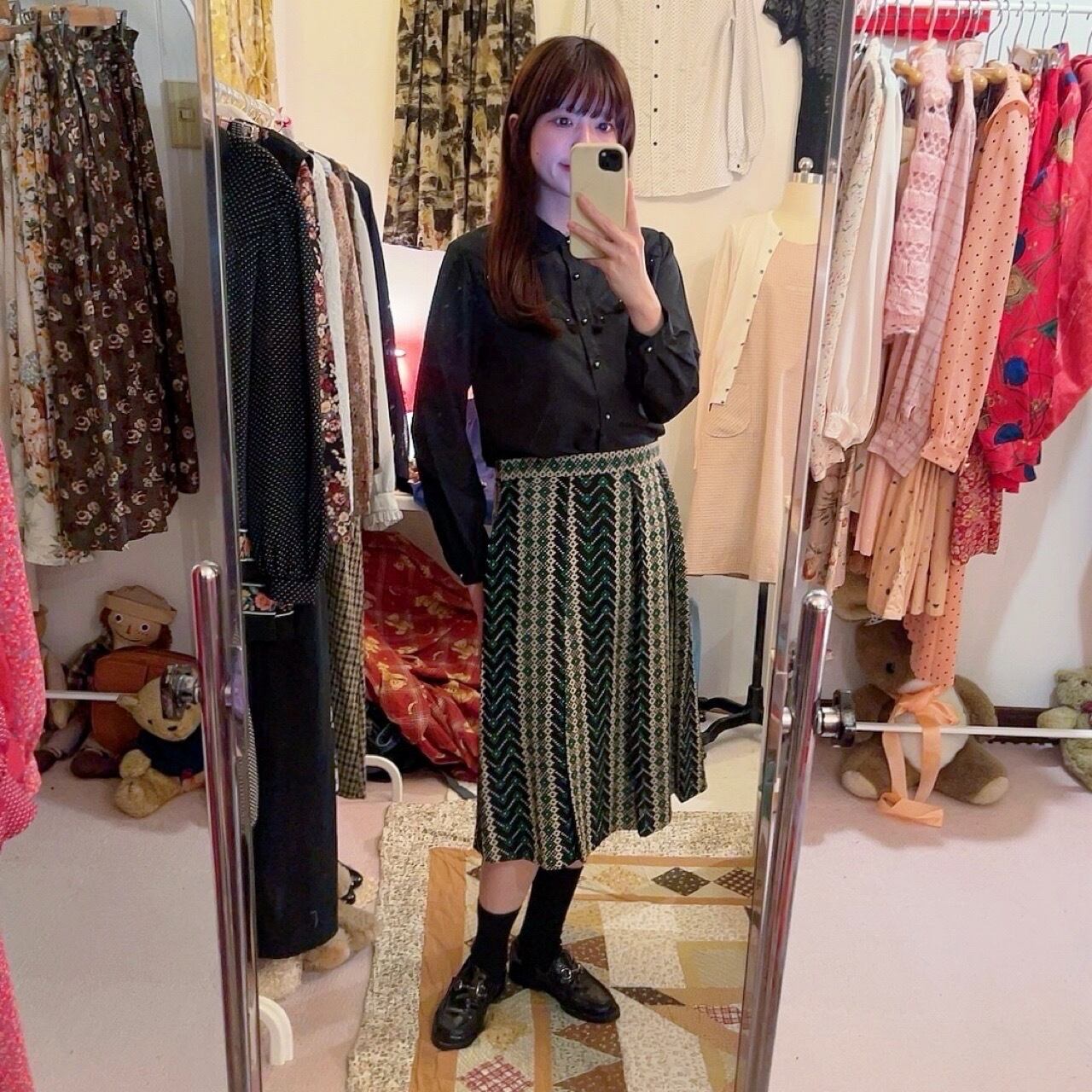 mini tassel black blouse