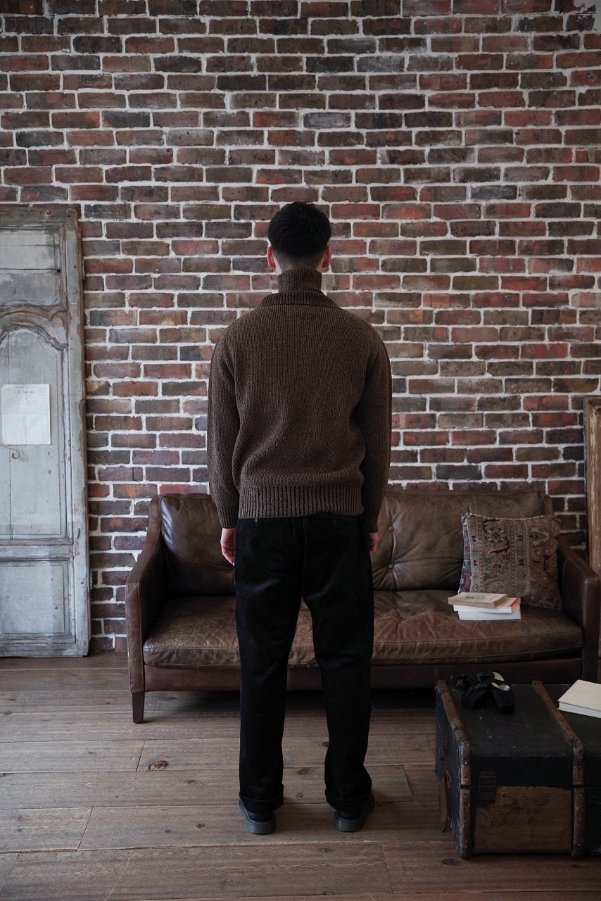 Hand Framed High Neck P/O