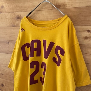 【adidas】NBA  クリーブランド・キャバリアーズ Tシャツ XL CAVS バスケ ロゴ ナンバリング アディダス us古着 アメリカ古着