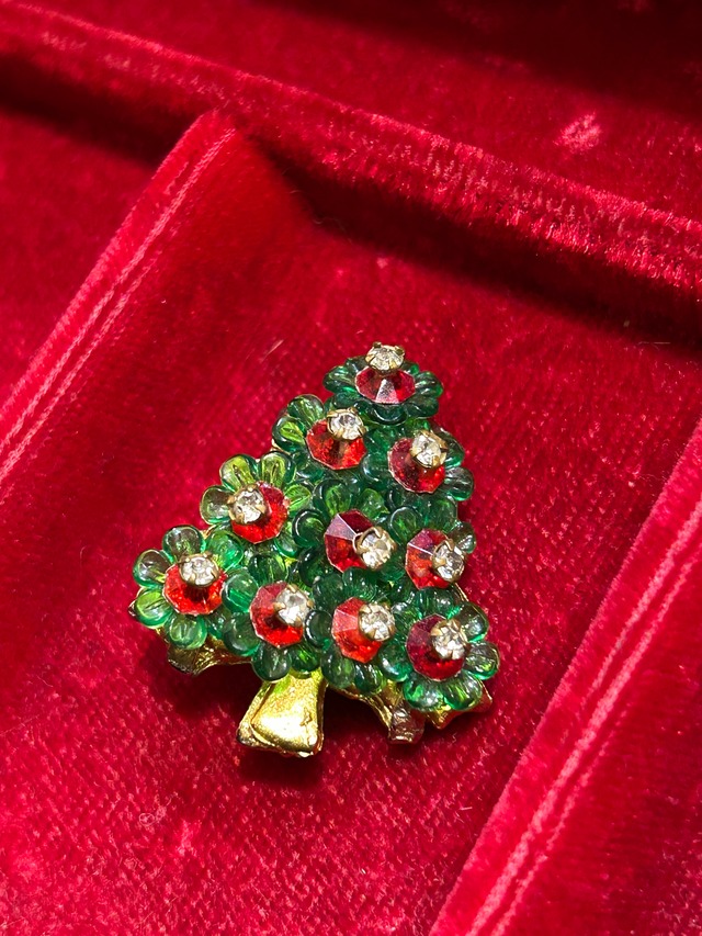 Christmas beads tree broach
