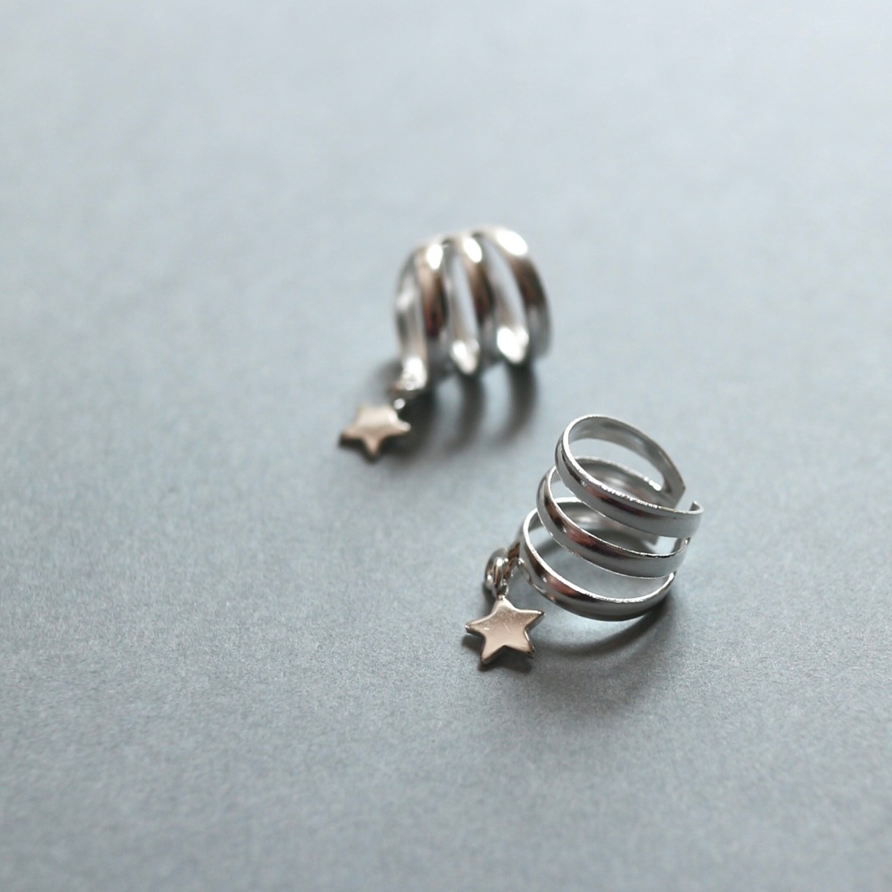 ミニ星シルバーイヤーカフ