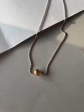 ワンポイントボールネックレス