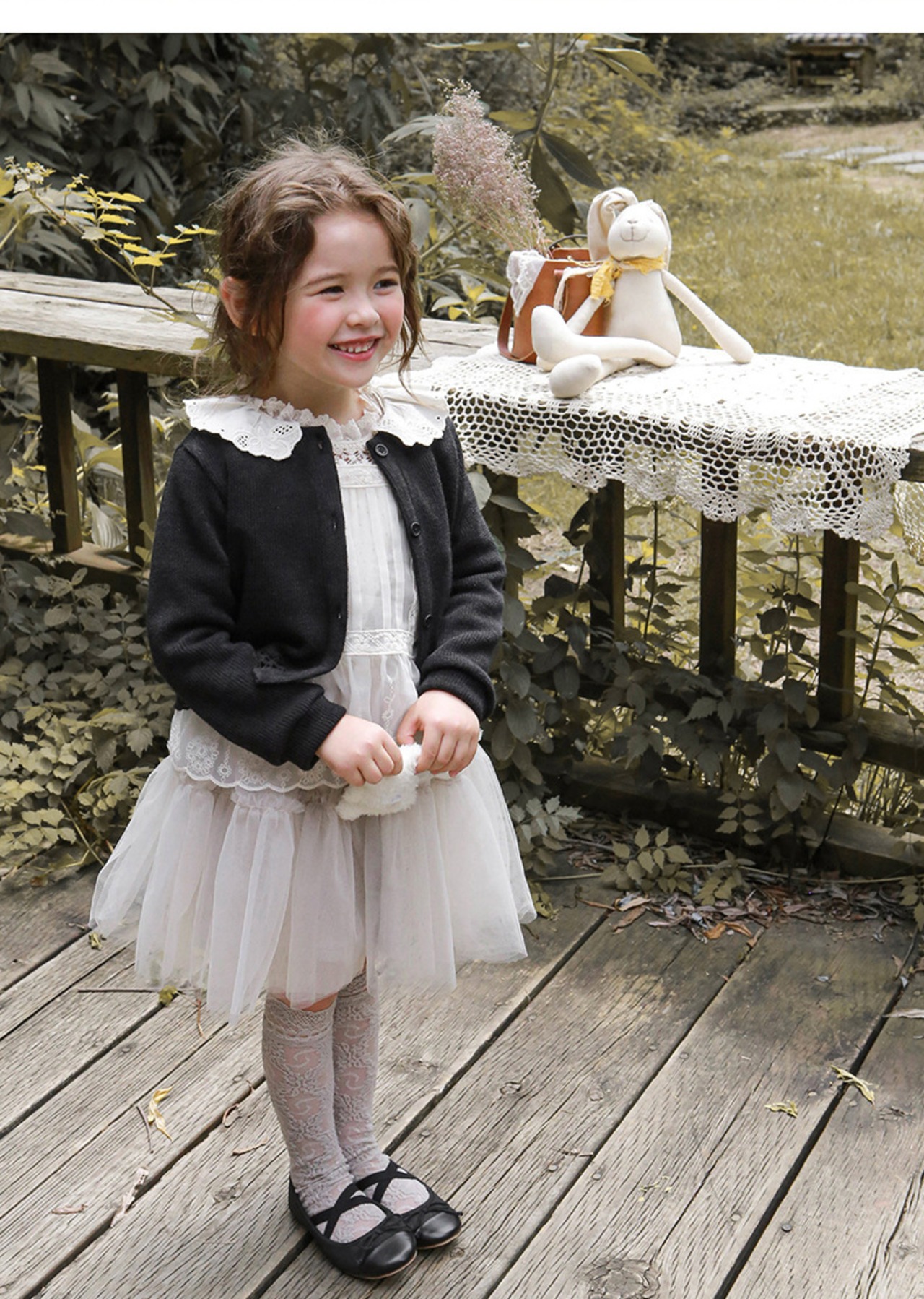 秋クルーネック透かし編みカーディガン