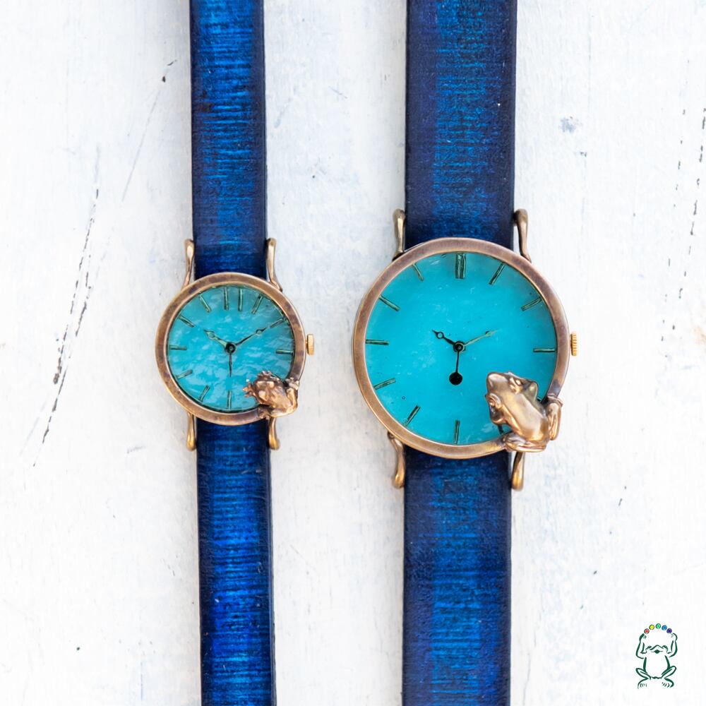 I様専用ページ】池をのぞく腕時計渋青緑S | カエルの時計屋さん