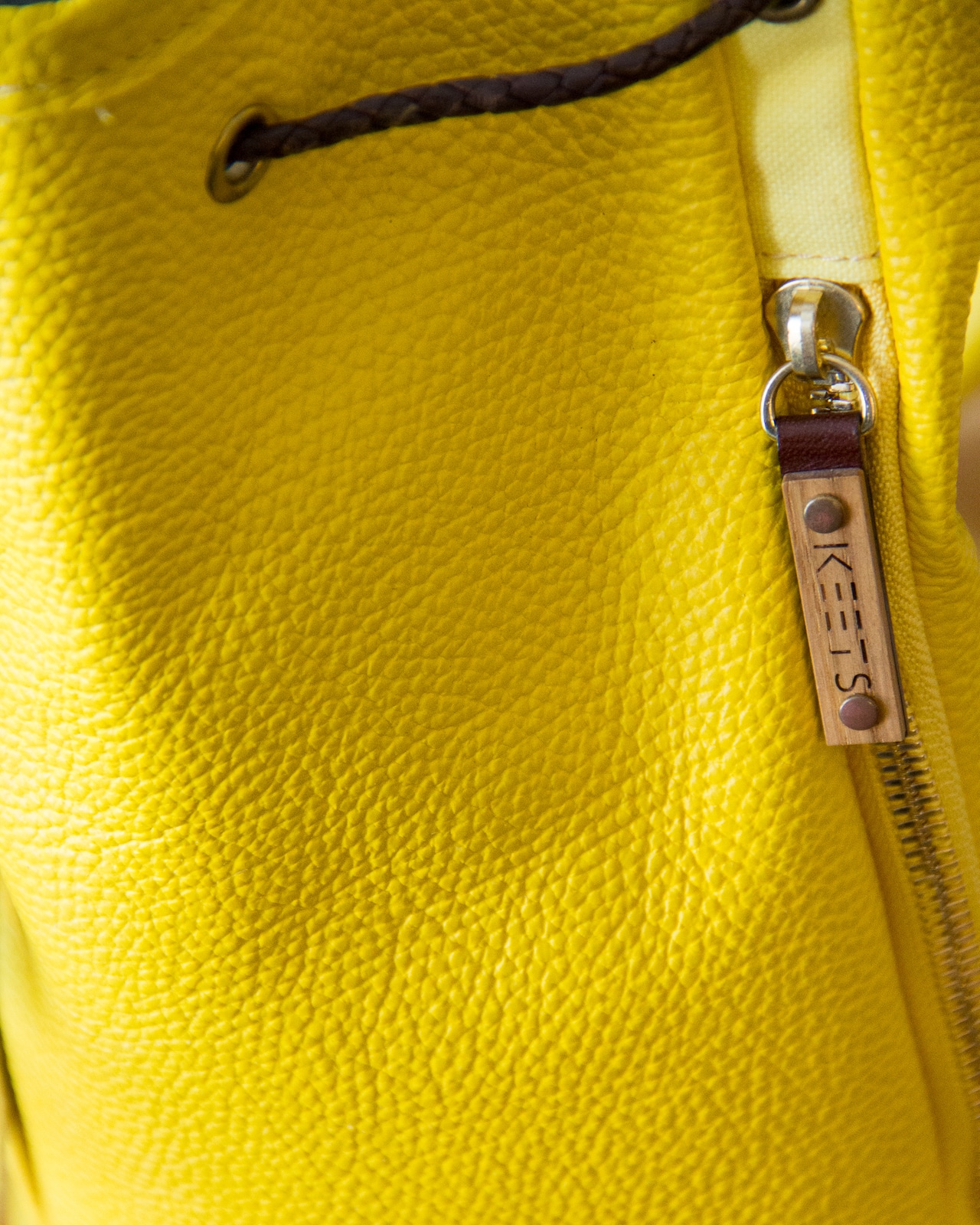 【展示品セール40%OFF|1点限り】WAKKO -わっこ- レザーミニリュック S(イエロー)|旭川木工リング留め具/2WAY