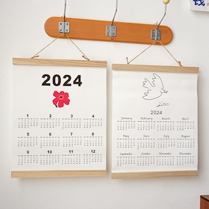 【DECORATIO】2024年吊り下げ絵巻カレンダー 全9色
