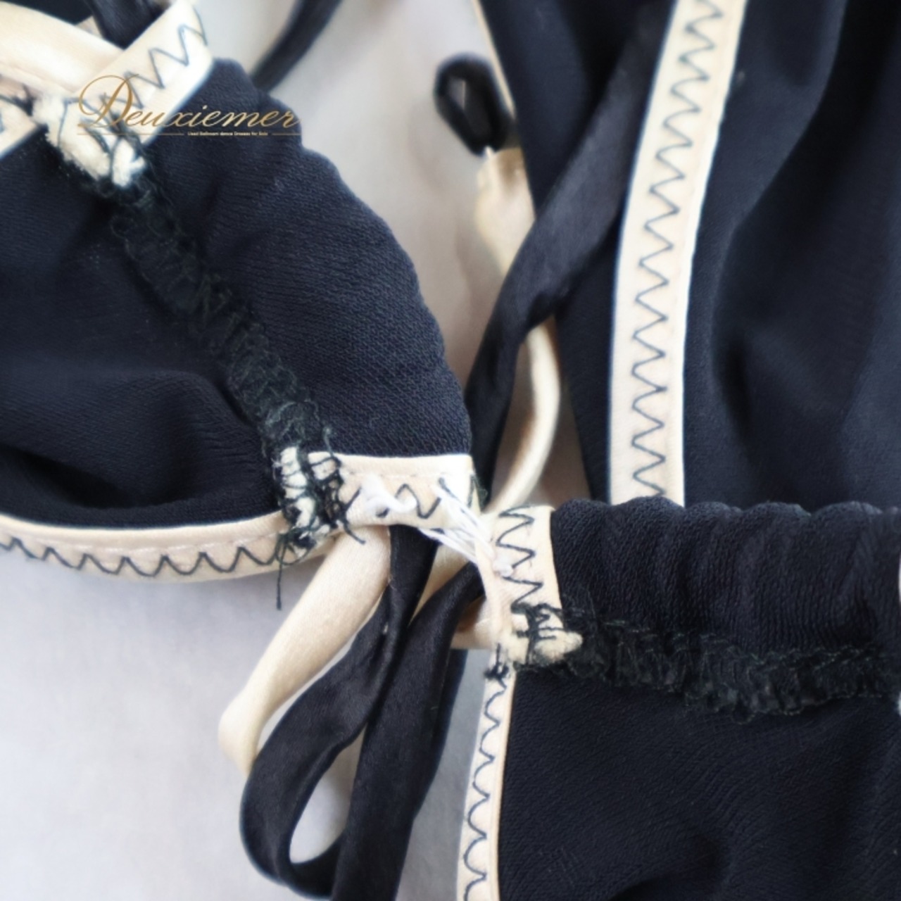 社交ダンス 衣装 ワンピース ドレス 黒 軽い 薄い パーティドレス 発表会 リボン 細身 綺麗 ブラック系 ダンス衣装 フォーマル ドレスアップ 伸縮性 おしゃれ カジュアル ステージ用 上品 コンサート ブラックドレスシンプル レディース ワンピースファッション