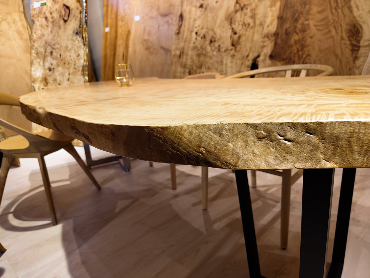 ≪青山店≫白栃（トチ） 全面杢 一枚板 2200×840-910×60 221267