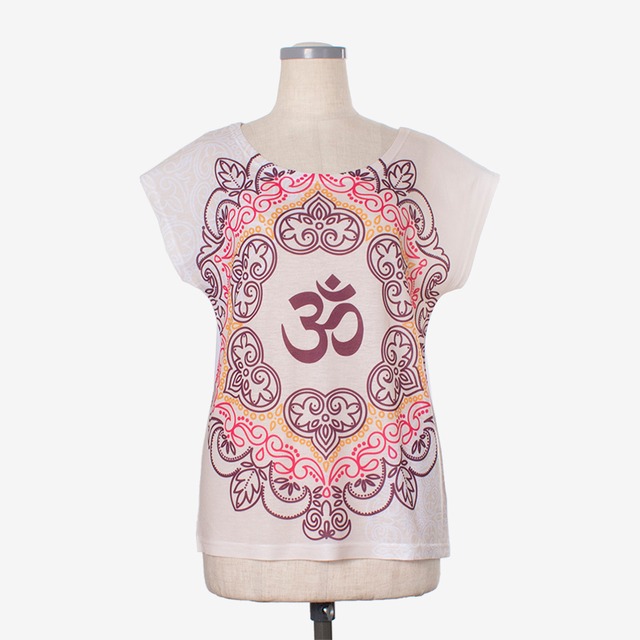 ヨガプリントTシャツ オム３　Yoga print T-shirt Om3