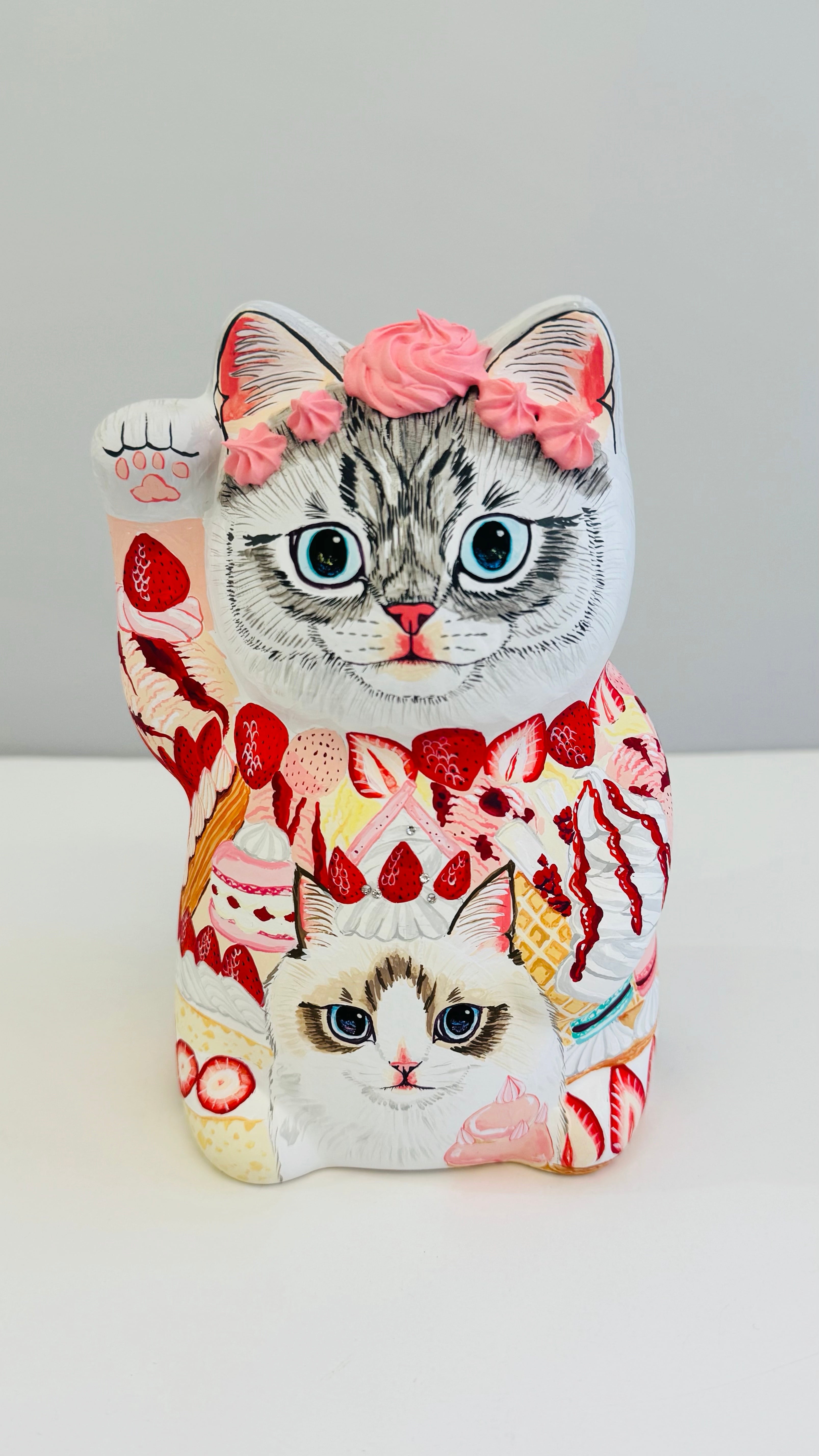 金田花季 招き猫 | MONOTIAM