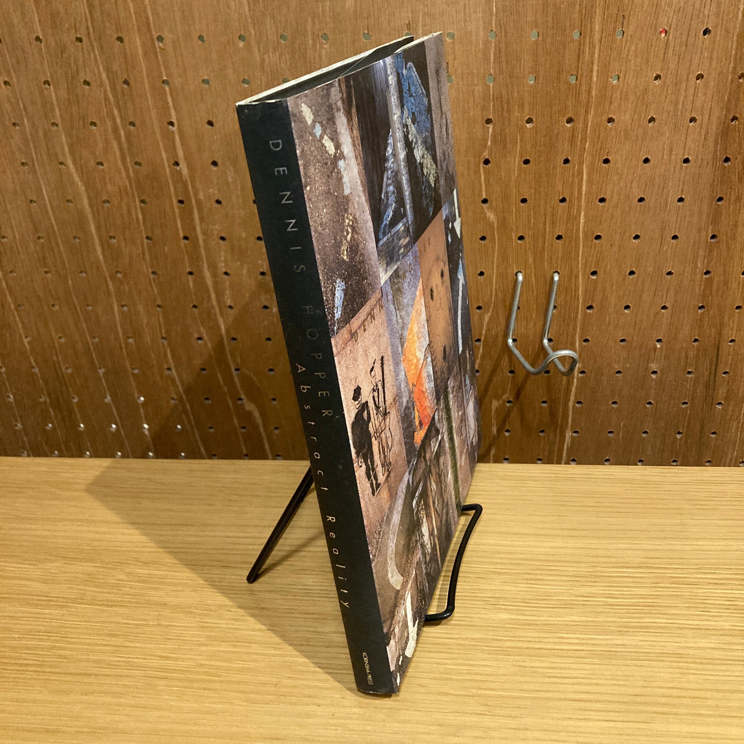 Abstract Reality / デニス・ホッパー Dennis Hopper | 百年