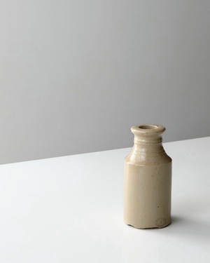 Doulton Lambeth　/　Stoneware Ink Bottle　インクボトル
