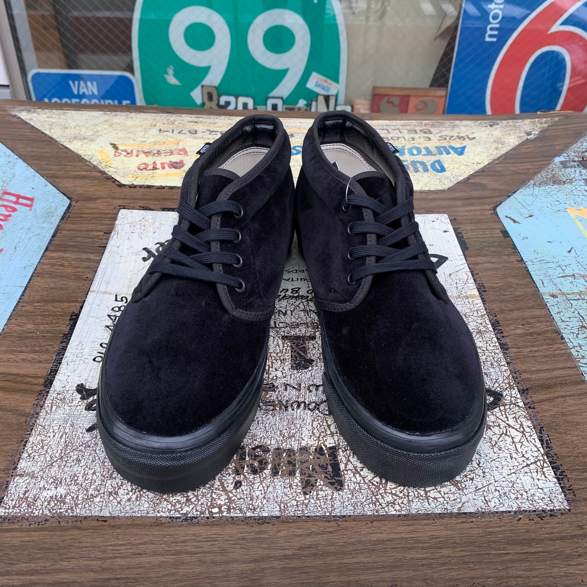 Vans 