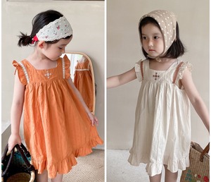 ワンピース 子供 キッズ 刺繍ワンピース ノースリーブ 半袖 エスニック boho 刺繍 フリル 韓国 韓国子供服 人気 おすすめ かわいい 可愛い 双子 姉妹 お揃い おそろい リンク コーデ おしゃれ オシャレ プレゼント 贈り物 ギフト 誕生日 バースデー 小学生 90 100 110 120 130 1歳 2歳 3歳 4歳 5歳 6歳 7歳 8歳 9歳 10歳 11歳