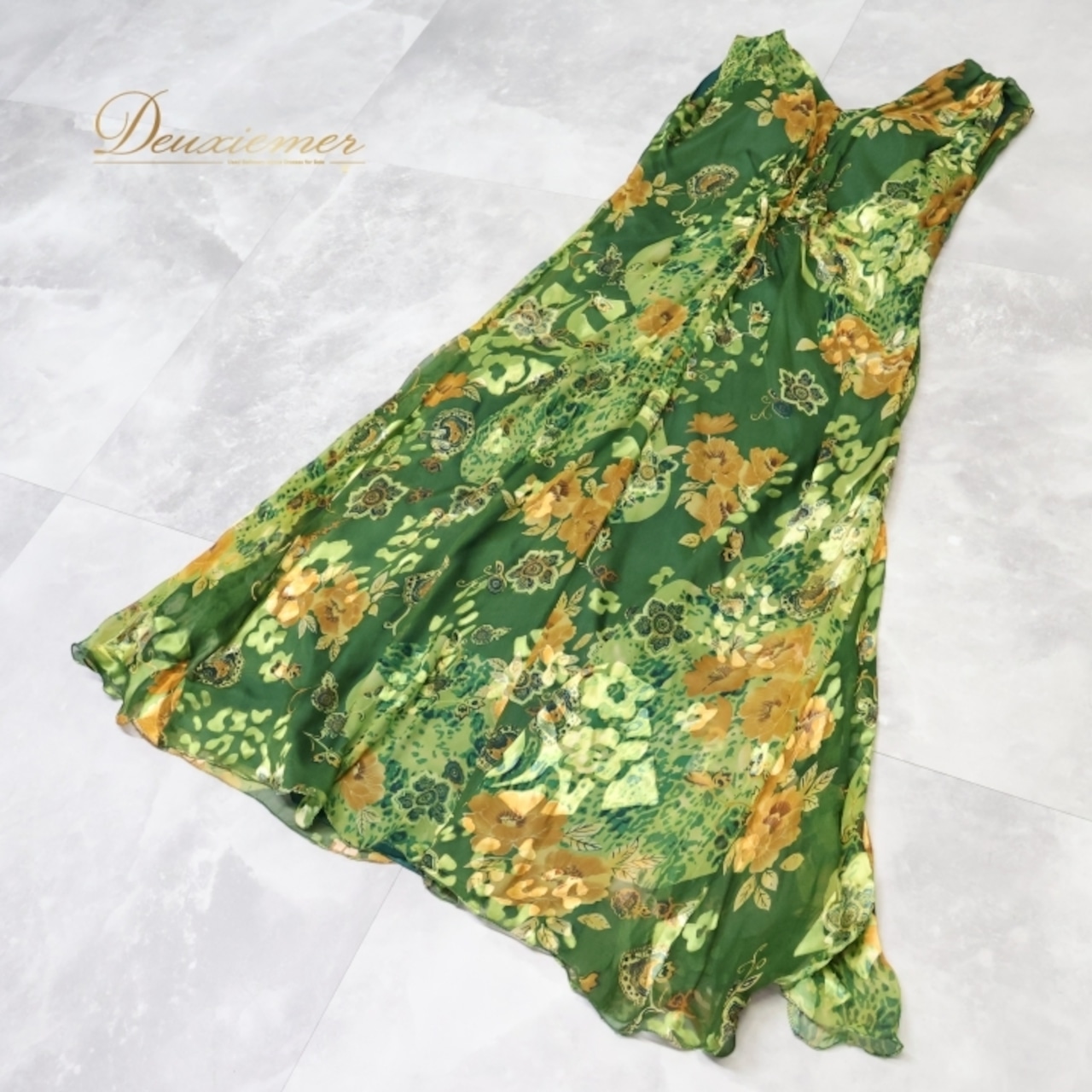 社交ダンス 衣装 ジャンティ gentil ワンピース ドレス 花柄 軽い 薄い パーティドレス 発表会 綺麗 上品 緑 カーキ グリーン系 発表会衣装 フレアスカート  フラワープリント サイドスリット 大人可愛い バースデーパーティー 軽やか おしゃれカジュアル 女性用ドレス ふんわり揺れる スタイリッシュ