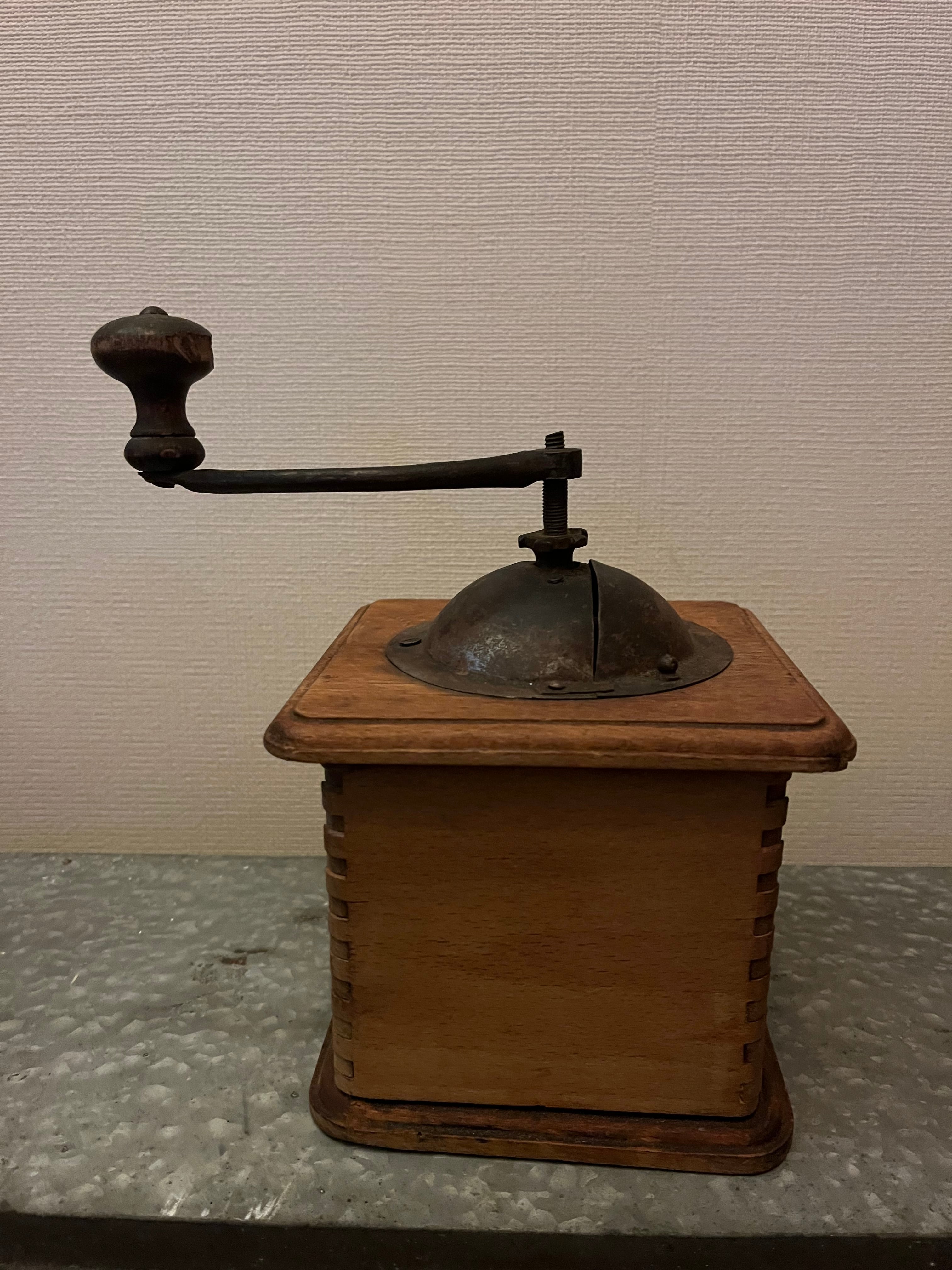 アンティークコーヒーミル　古道具 Coffee Mill antique＜コーヒーミル・木製ミル・古道具・アンティーク