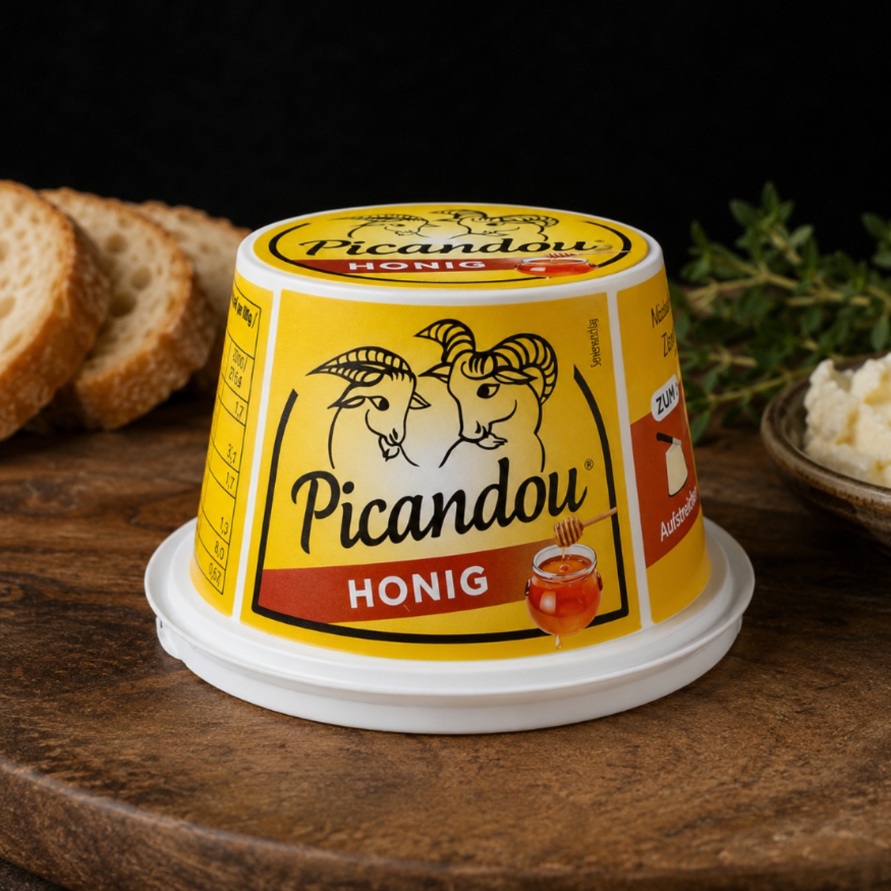 フランス産 フレッシュ 山羊 チーズ スプレッド ピカンドゥ ミエル ア タルティネ 125g Fresh goat cheese spread Picandou miel a tartiner 125g
