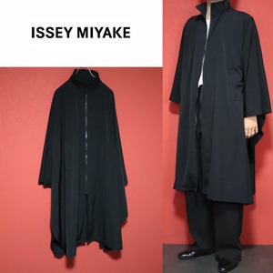 ISSEY MIYAKE