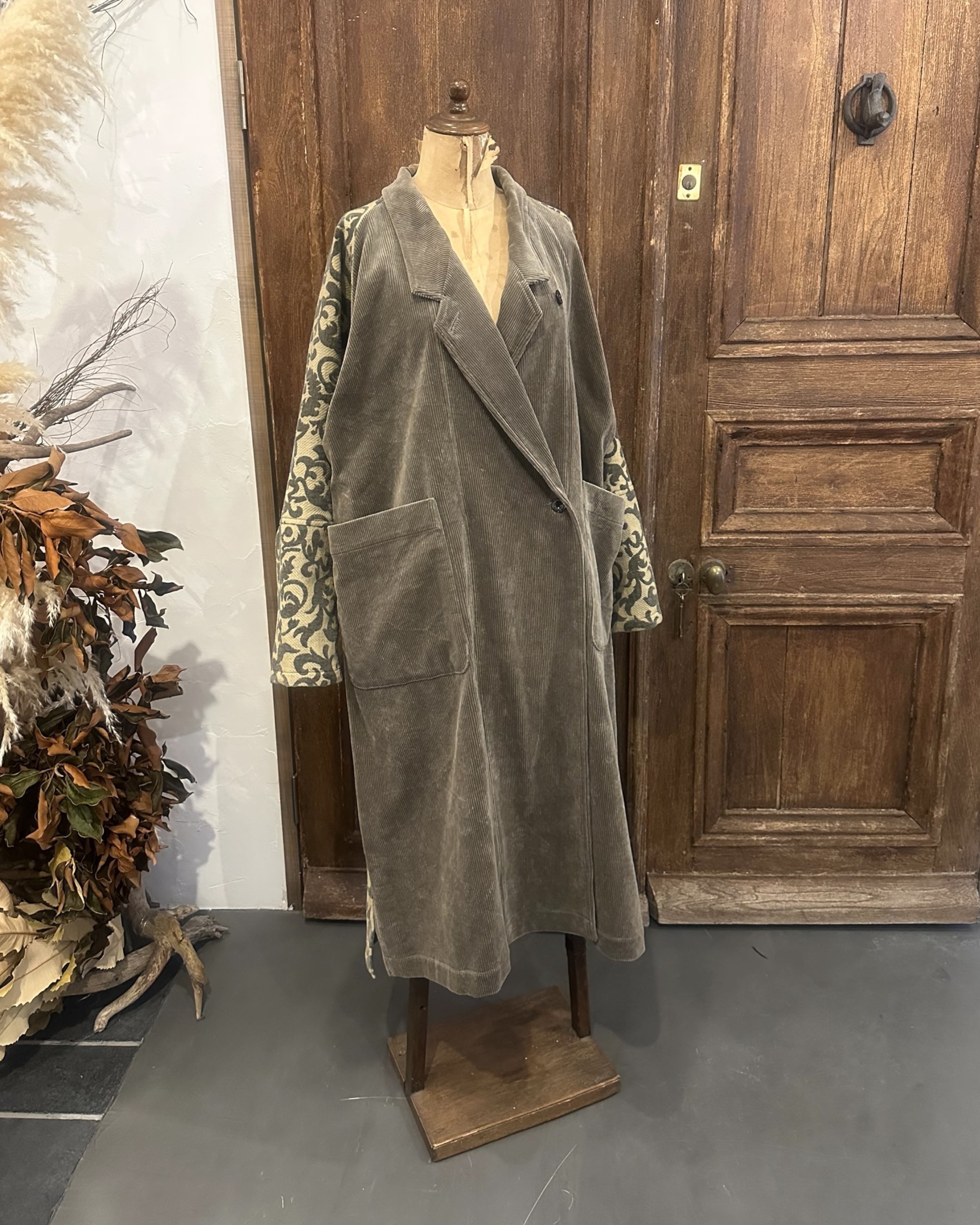 NATIVE VILLAGE　No.6 Traditional feelings ピンチドコート