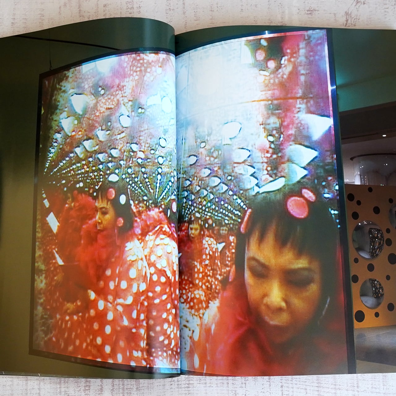 クサマトリックス 草間彌生 | タイムカプセル