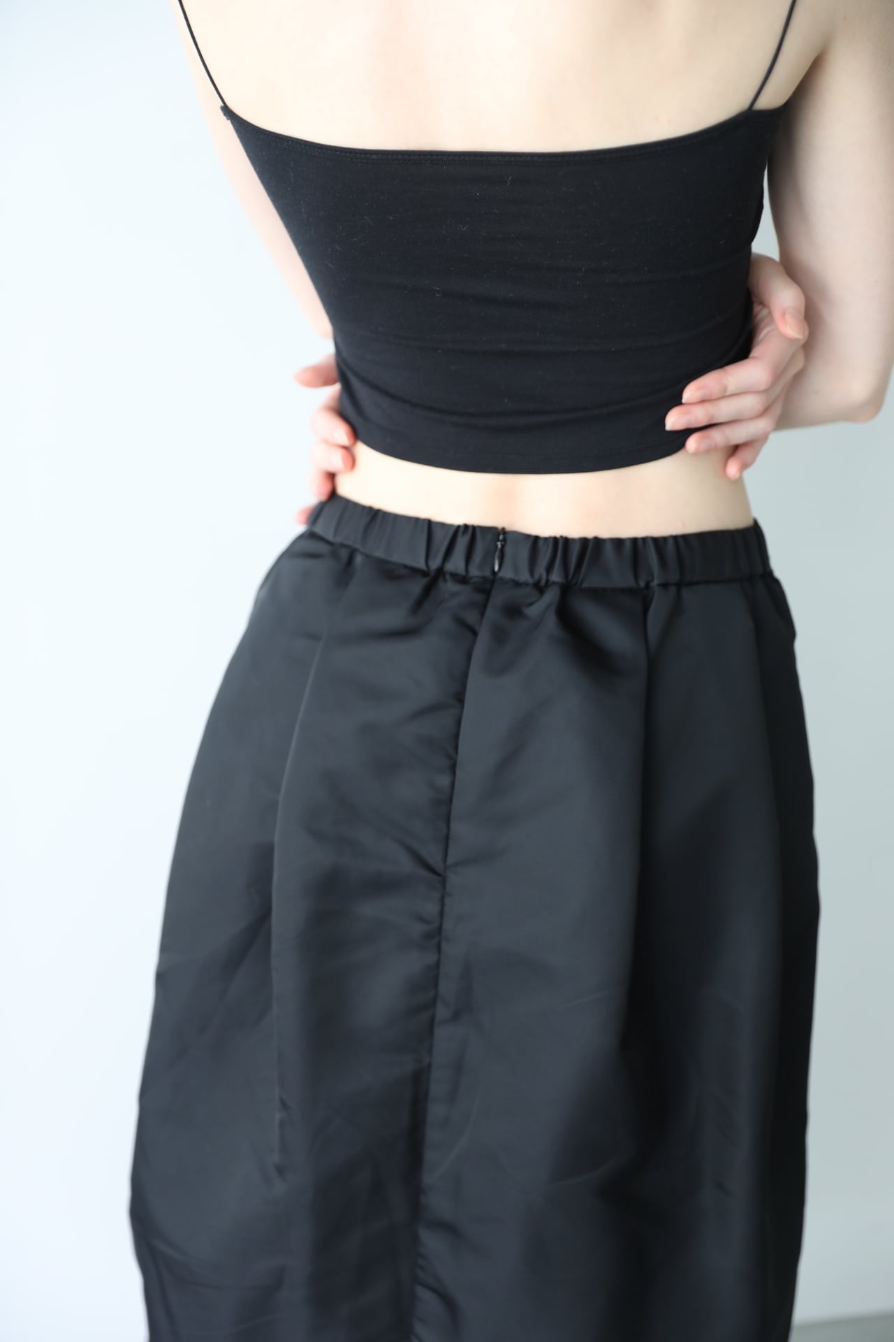cocoon satin memory skirt (black) | e L L a 