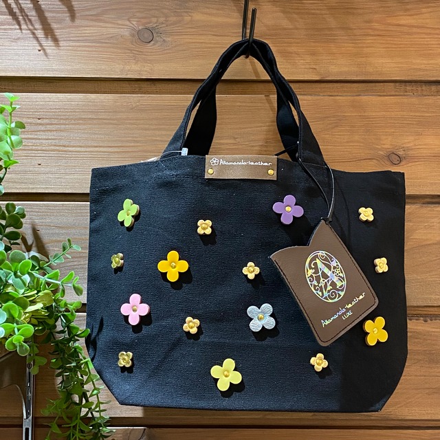 【オンライン特別価格¥3,520→¥2310】お花のお出掛けランチトートバッグS(花色ピンクカラー)