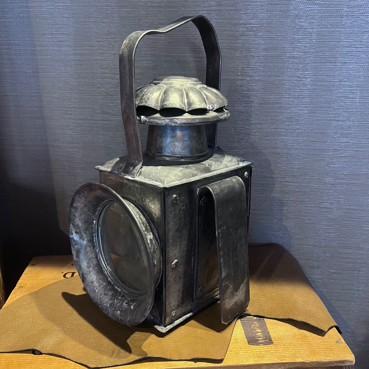 イギリス　ハンドランタン