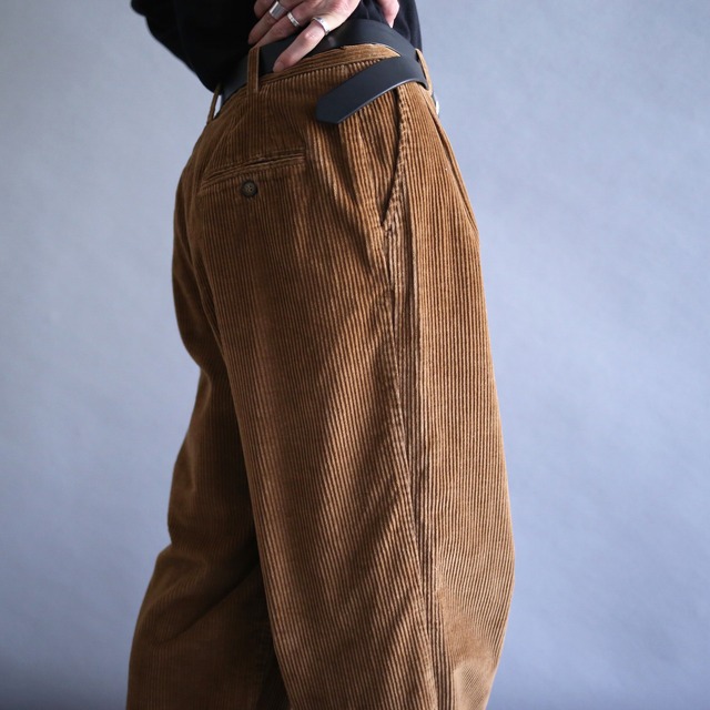 "OLD GAP" 2-tuck tapered silhouette brown wide corduroy pants