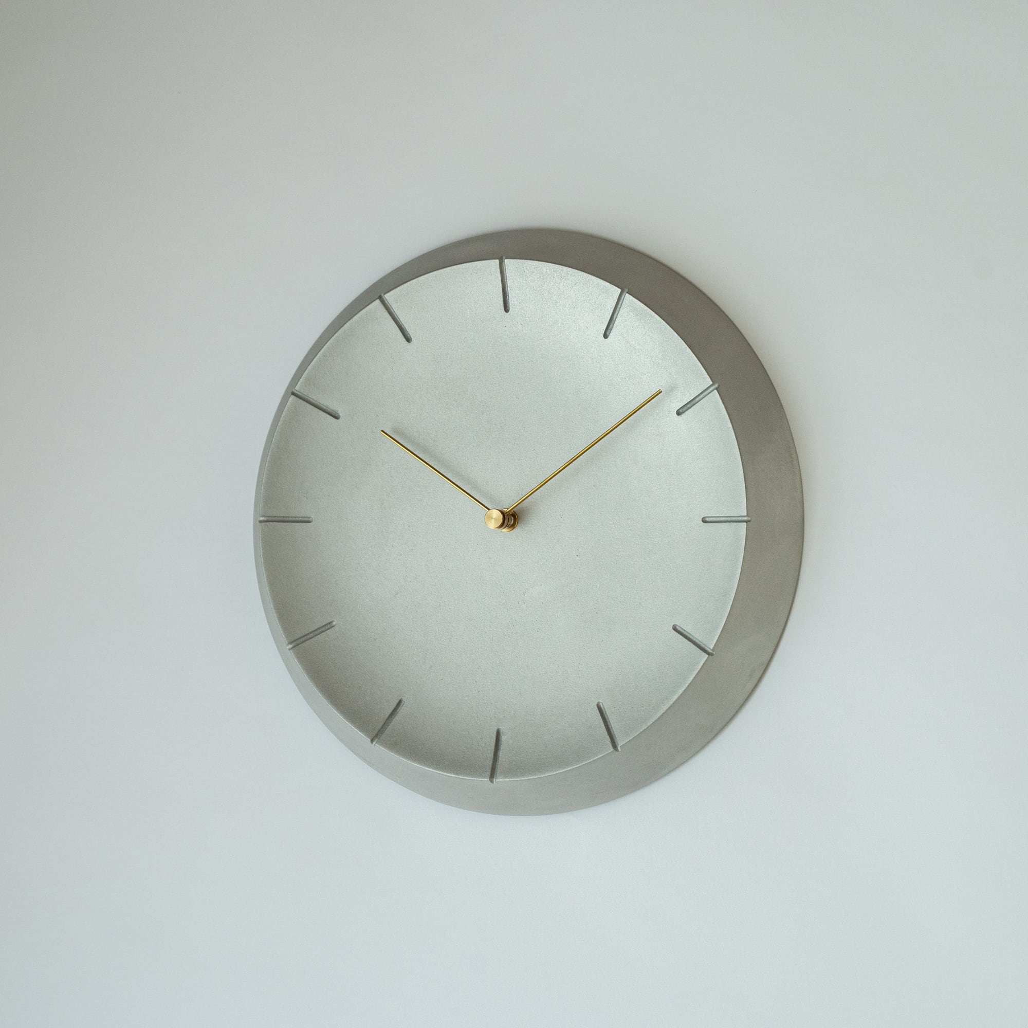 crater clock line 300 – brass hands | HONOR