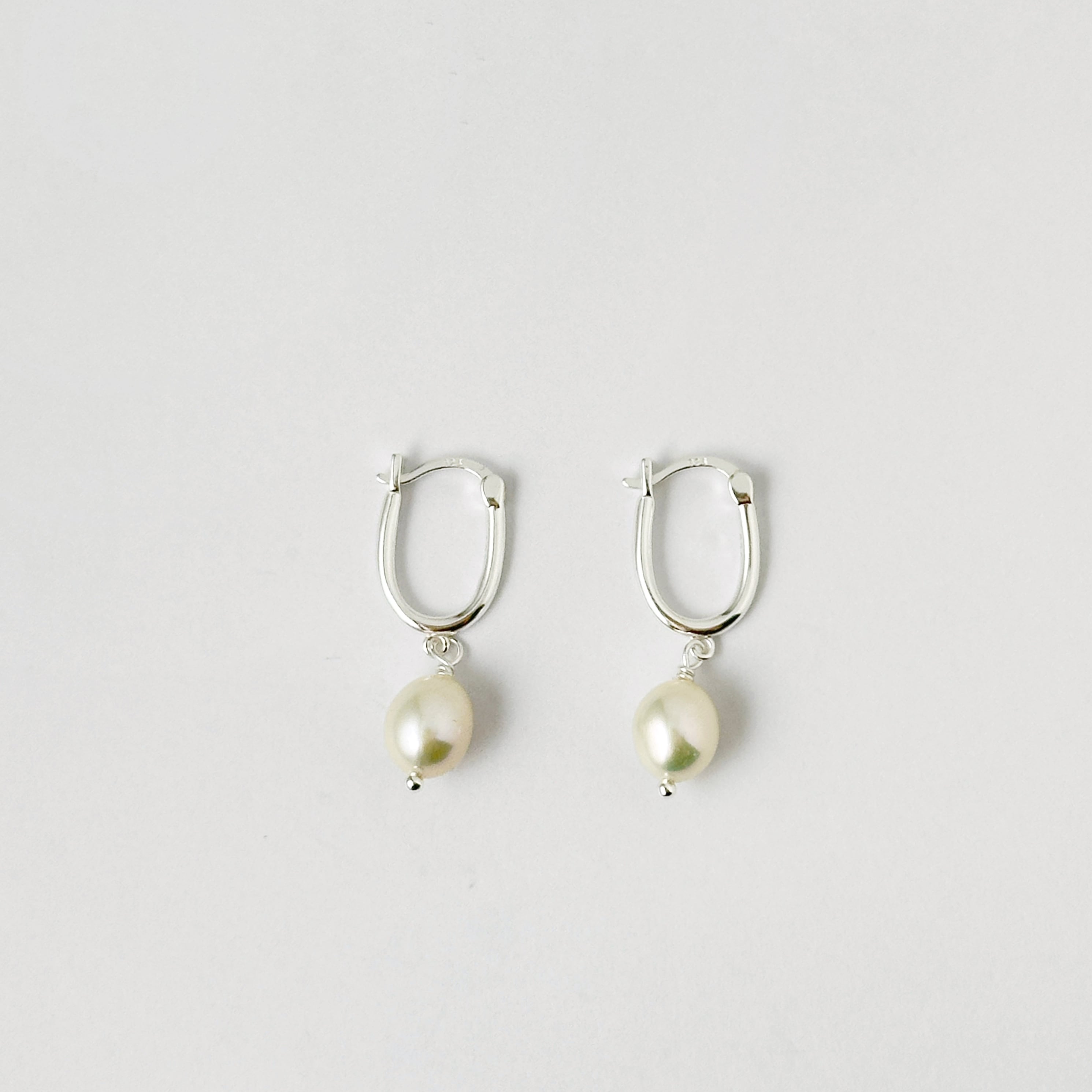 ゆれる パール オーバル フープ ピアス | 【公式通販】鎌倉のシルバー