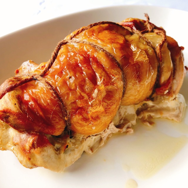 【数量限定】スタッフドターキーロール（もも肉） /  Roasted stuffed Turkey thigh Roll