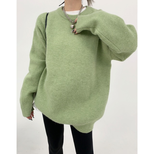 relaxed embroidered knit　リラックス刺繍ニット　J0547