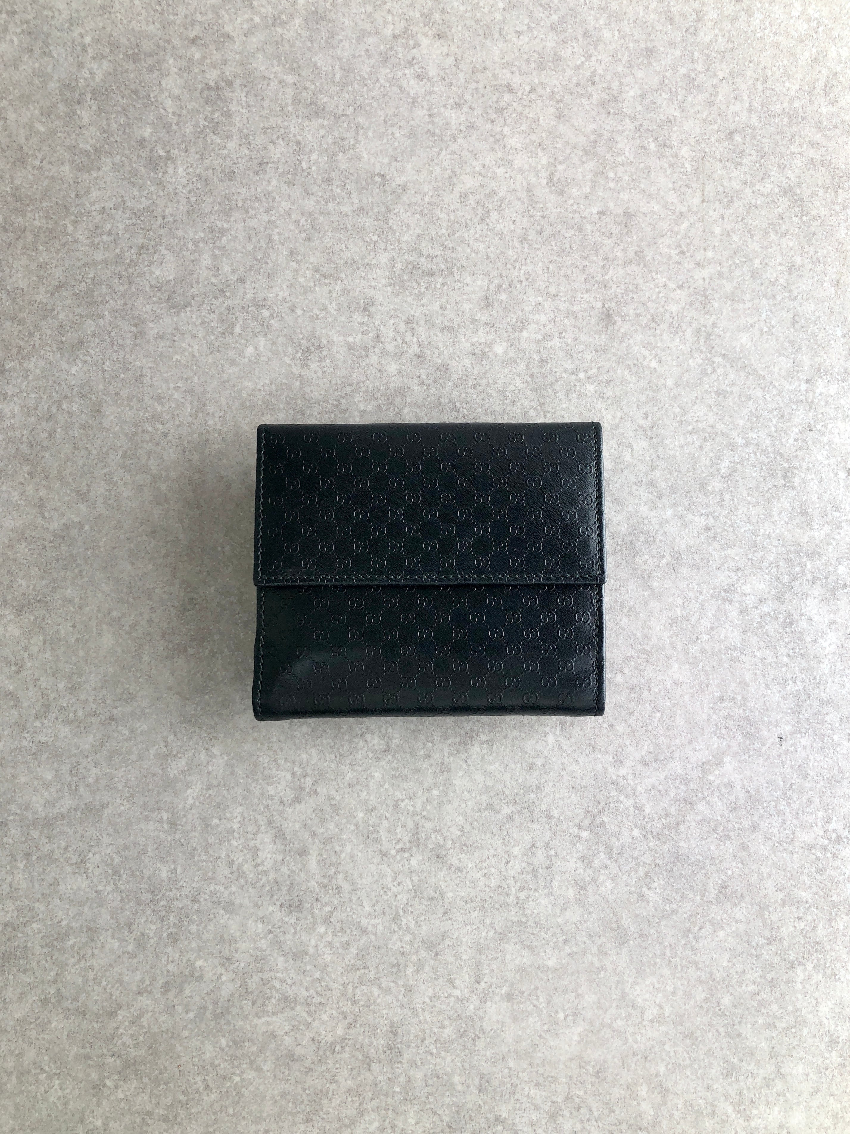 GUCCI グッチ ジャッキー 財布 ブラック GG柄 ロゴ レザー 2つ折り