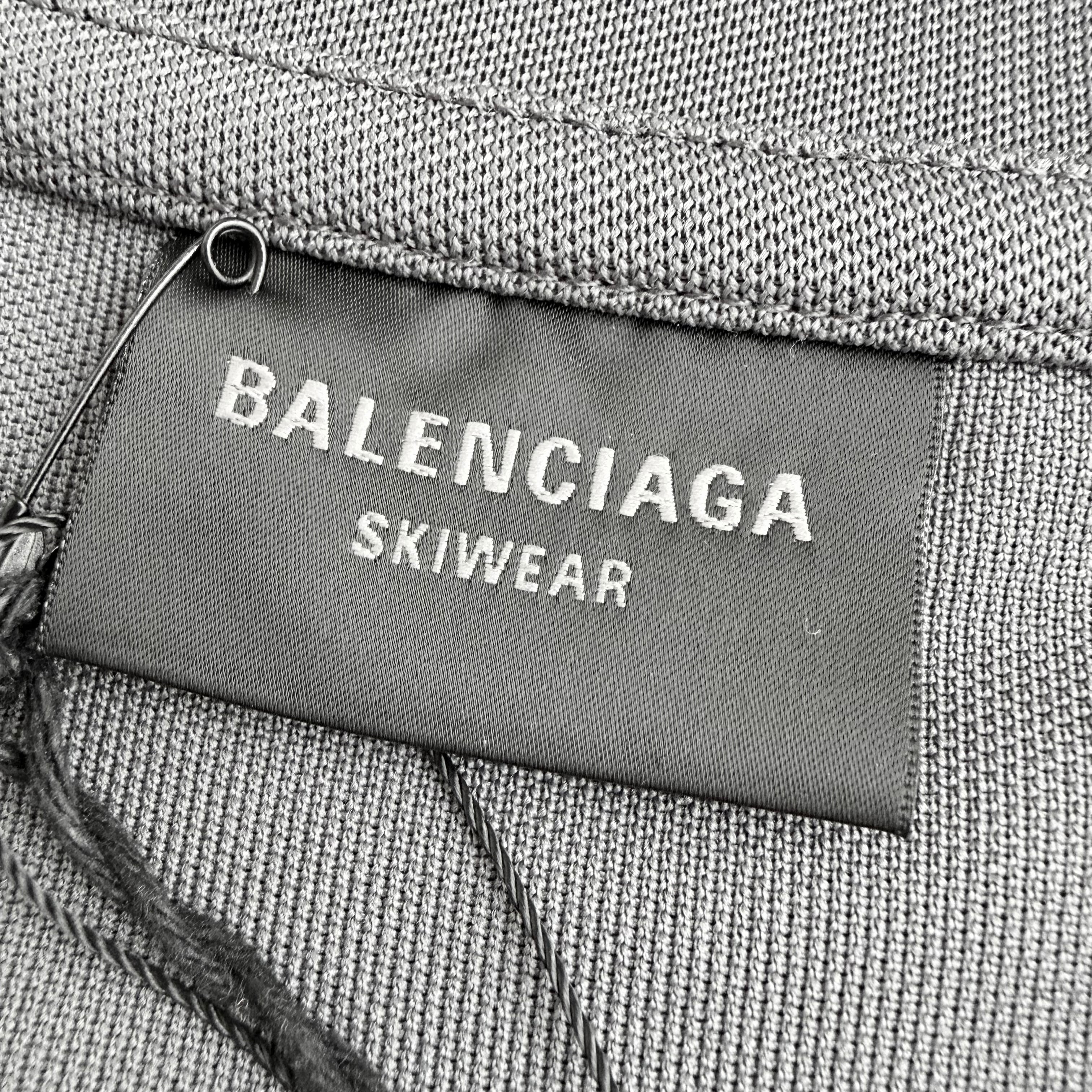 BALENCIAGA 3B Sports Icon Ski Long Sleeve T-Shirt Gray XS | BRAND