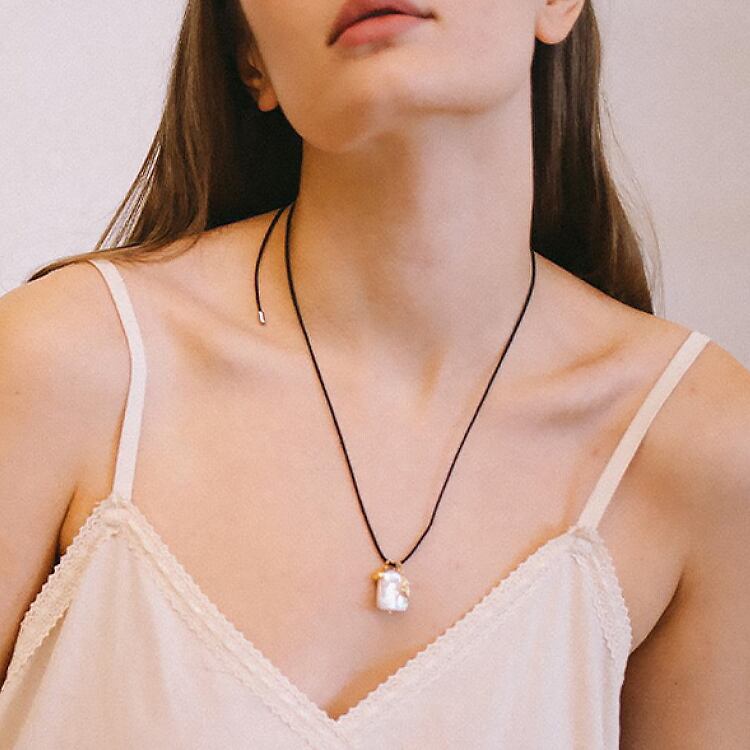 バロックパールレザーコードネックレス No.4213 | closetly