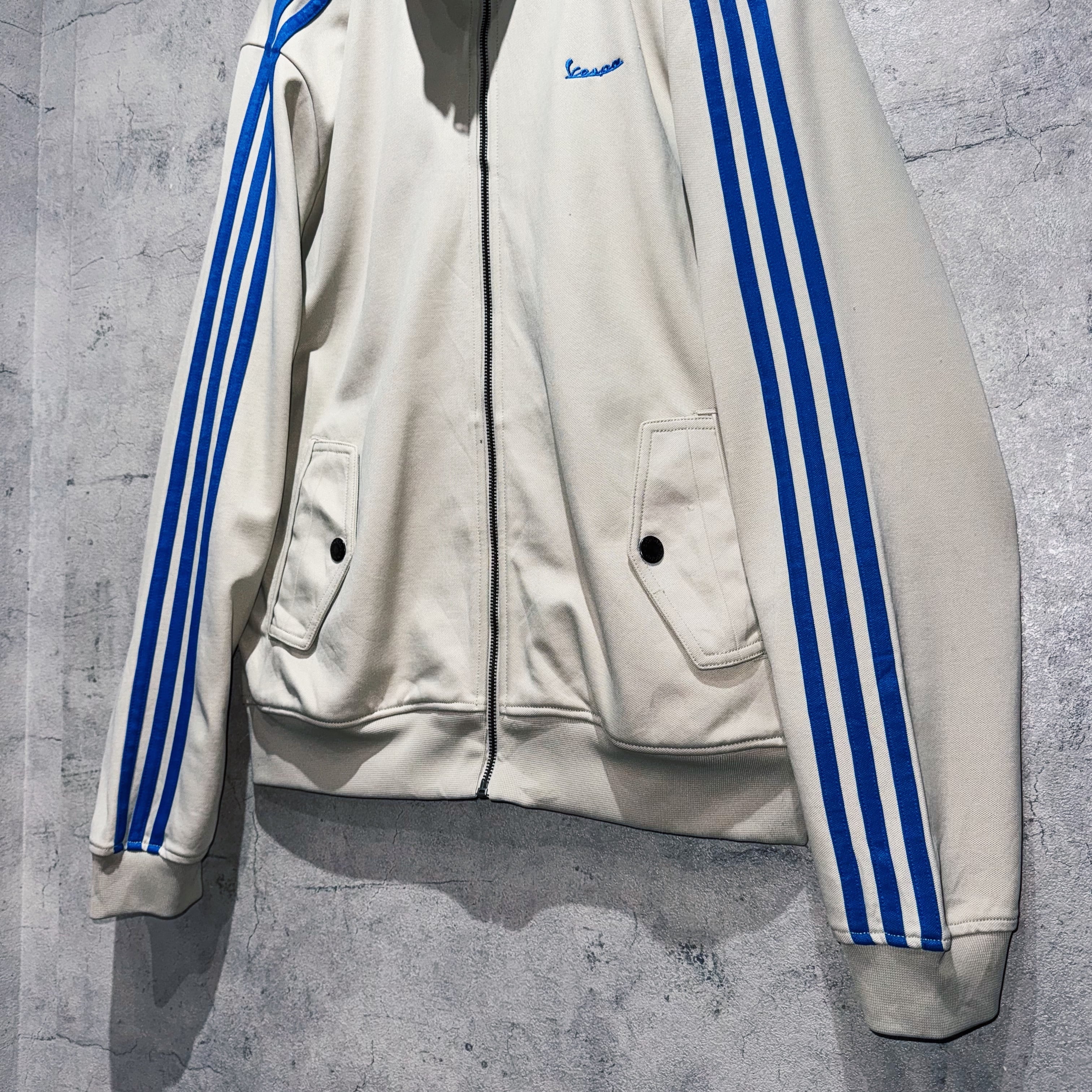 【希少】adidas × Vespaコラボトラックジャケット刺繍ロゴベージュ短丈 special