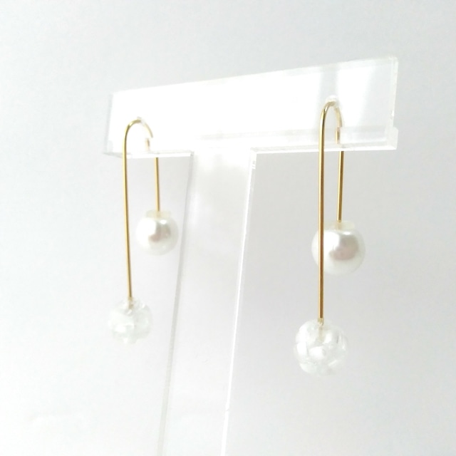 MINASOKO Pierced Earring U-shape white