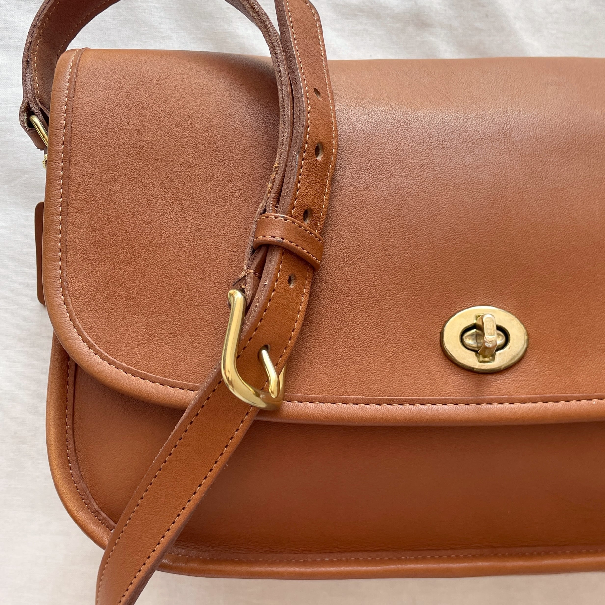 RARE VINTAGE COACH (OLD COACH オールドコーチ ショルダーバッグ