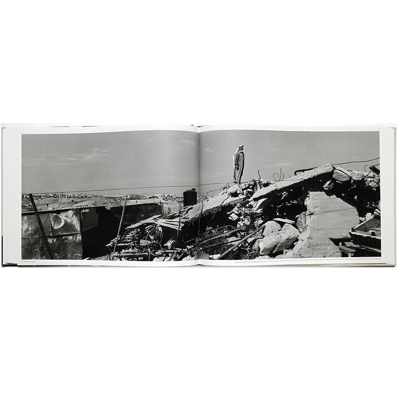 Josef Koudelka: Wall ジョセフ・クーデルカ：壁 | OTOGUSU Shop
