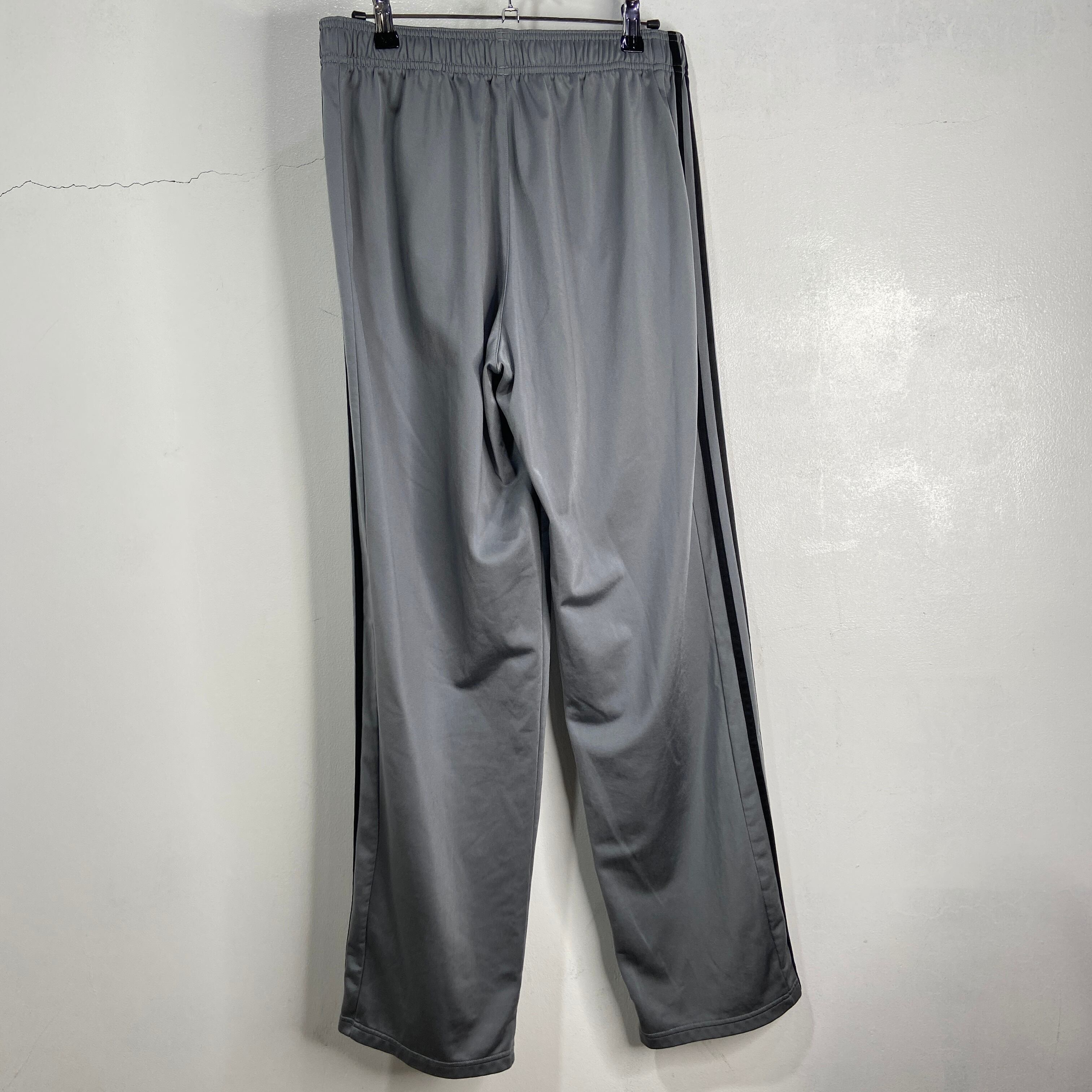 送料無料』adidas トラックパンツ ジャージ パフォーマンスロゴ 