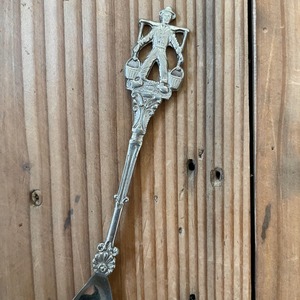 運び屋のティースプーン