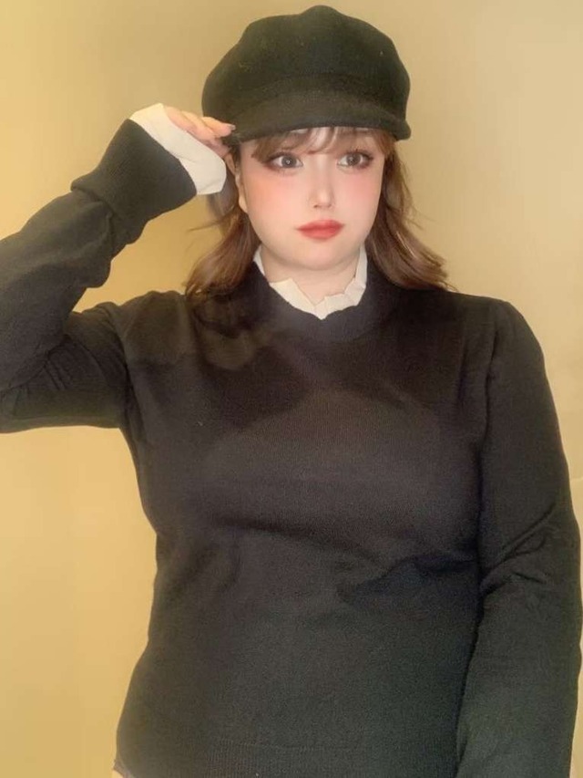 【即納】限定 フリルハイネック薄手ニットチラ見せ 重ね着風 レース 無地 大きいサイズ 韓国 CH3488