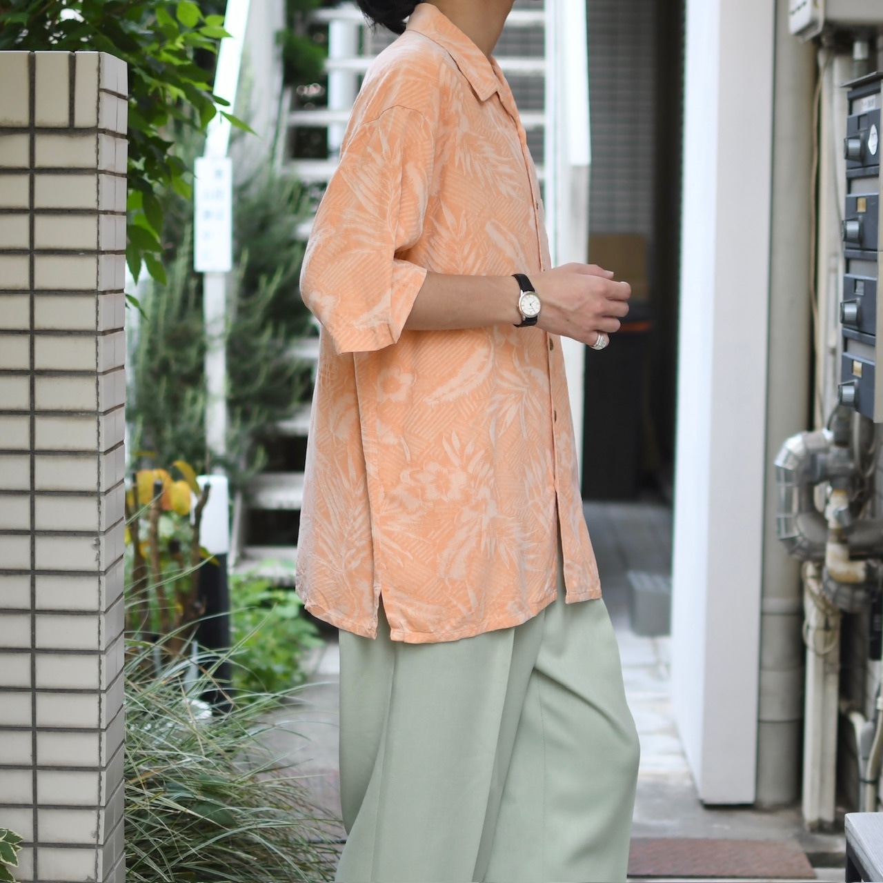 jacquard weave design aloha shirt salmon pink