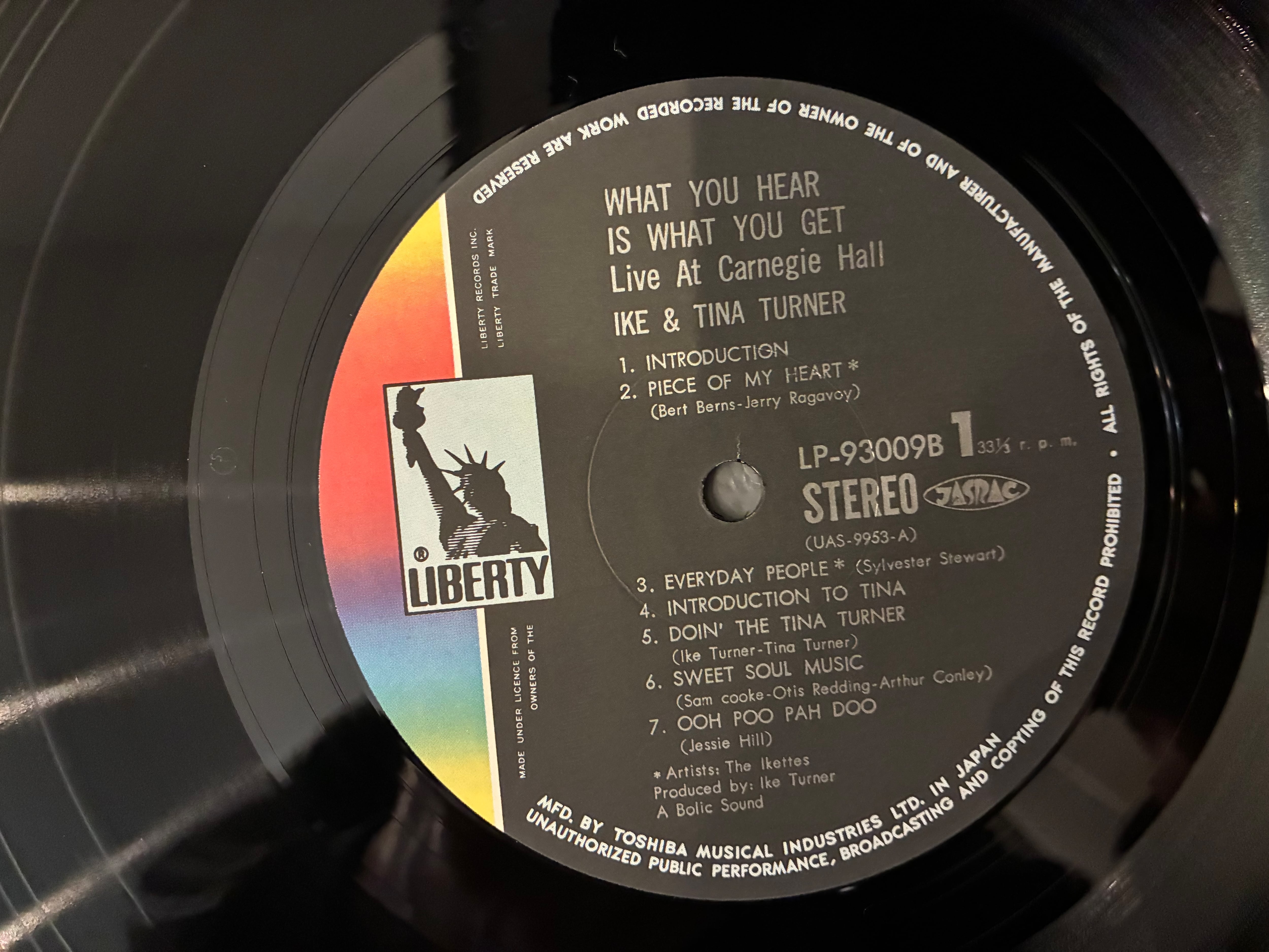 IKE & TINA TURNER / LIVE AT CARNEGIE HALL | sixteen records