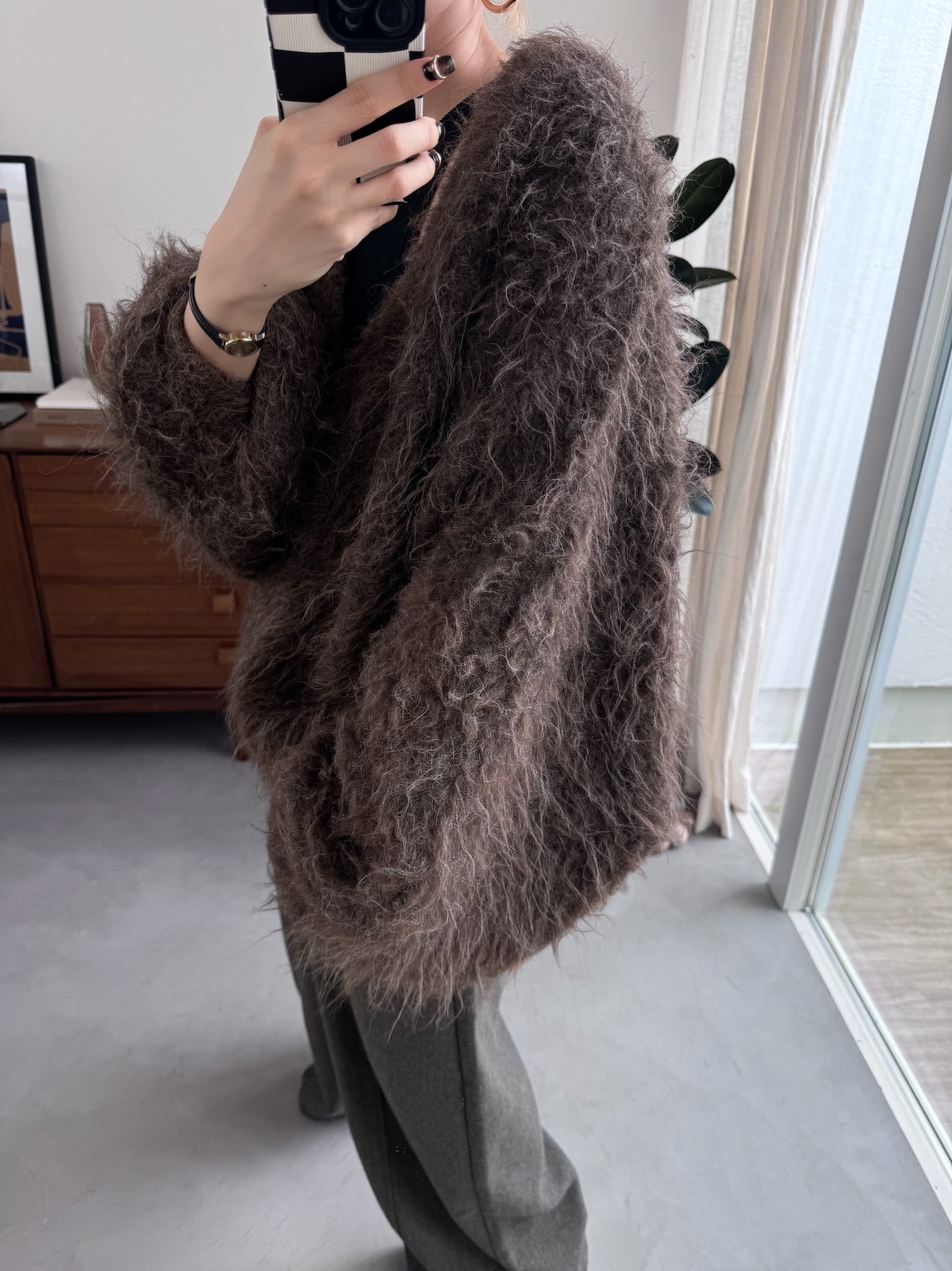 MOKE MOKE shaggy over knit CD/brown