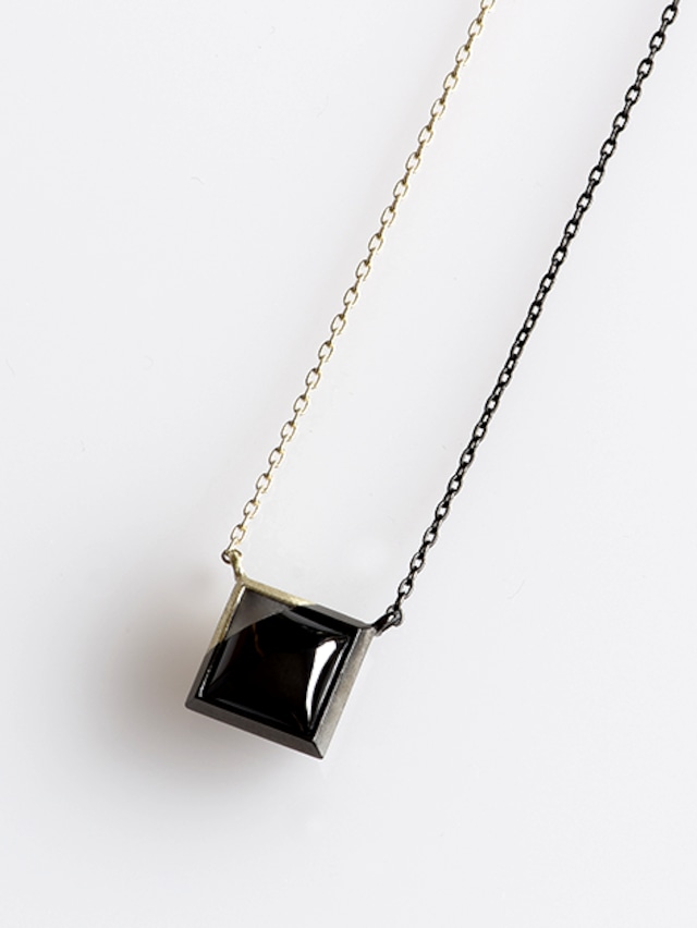 [ﾈｯｸﾚｽ] synchronize necklace / Black & White frost