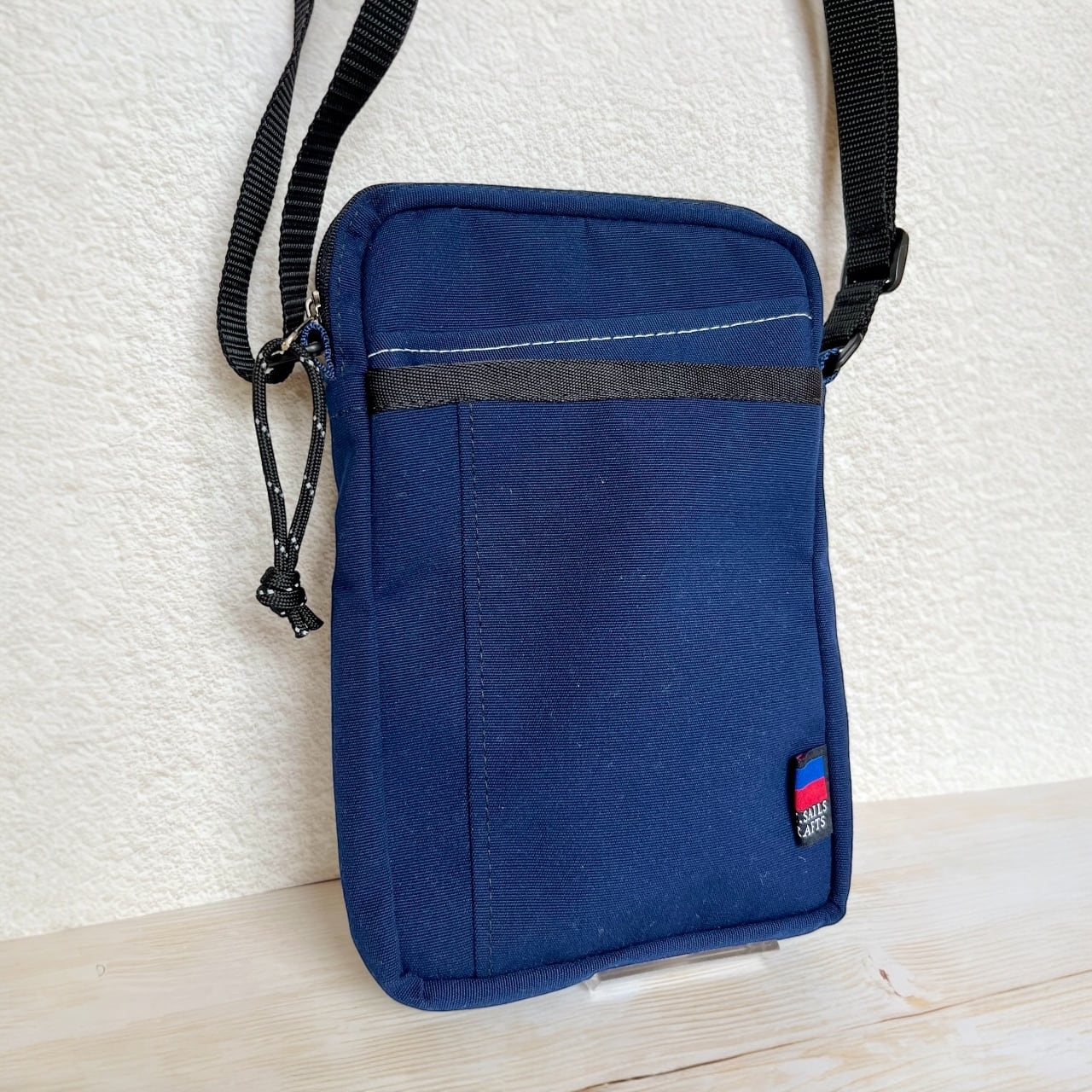 『CH/E.SAILS』ポシェット(スマホ+αが入るサイズ)<ネイビー×ブラック>